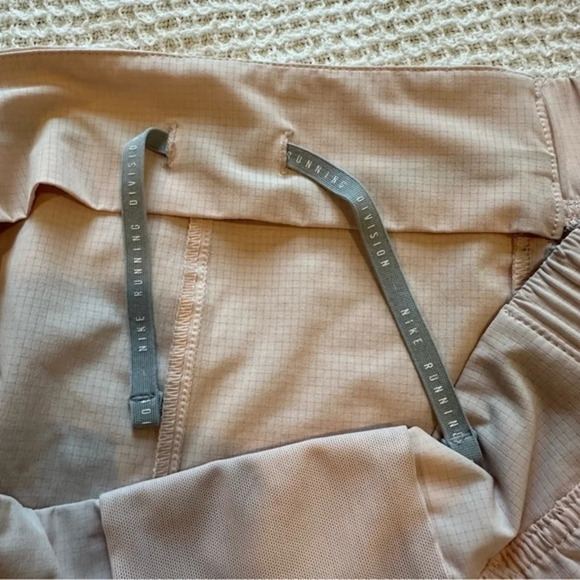 Nike Womens XL Dri Fit Run Division Tempo Luxe Shorts Dd5328-864 Pink/Black - Picture 6 of 13